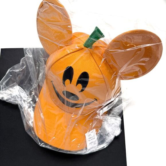Cakeworthy Pumpkin Mickey Hat - Disney Halloween Bat MNSSHP - Picture 2 of 6